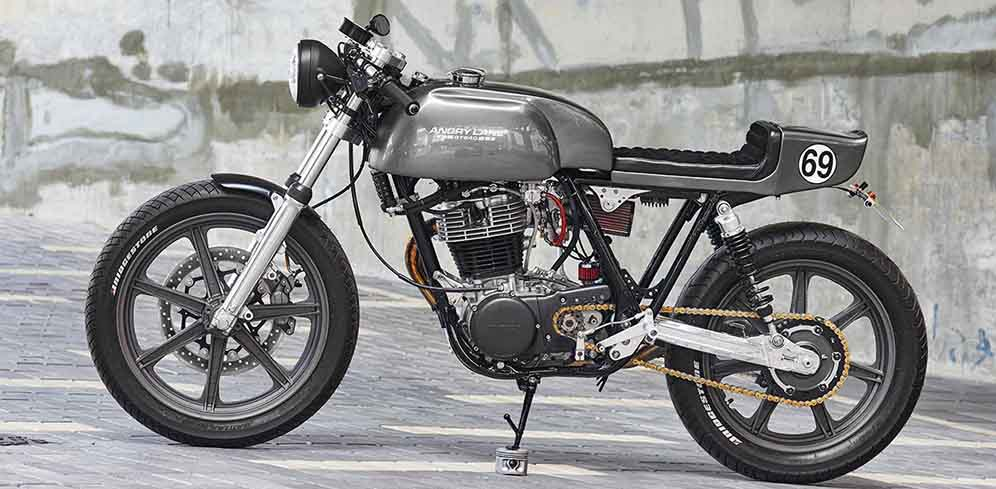 Cafe Racer Kecil Yamaha SR500 thumbnail